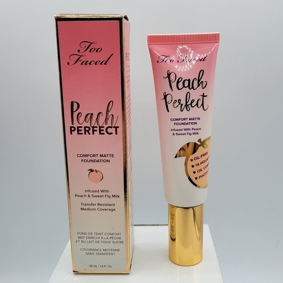 Too Faced Ganache Peach Perfect Matte Foundation - Picture 2 of 14